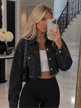 Topshop Black Acid Wash Cropped Denim Jacket Raw Hem | US 8 / UK 12